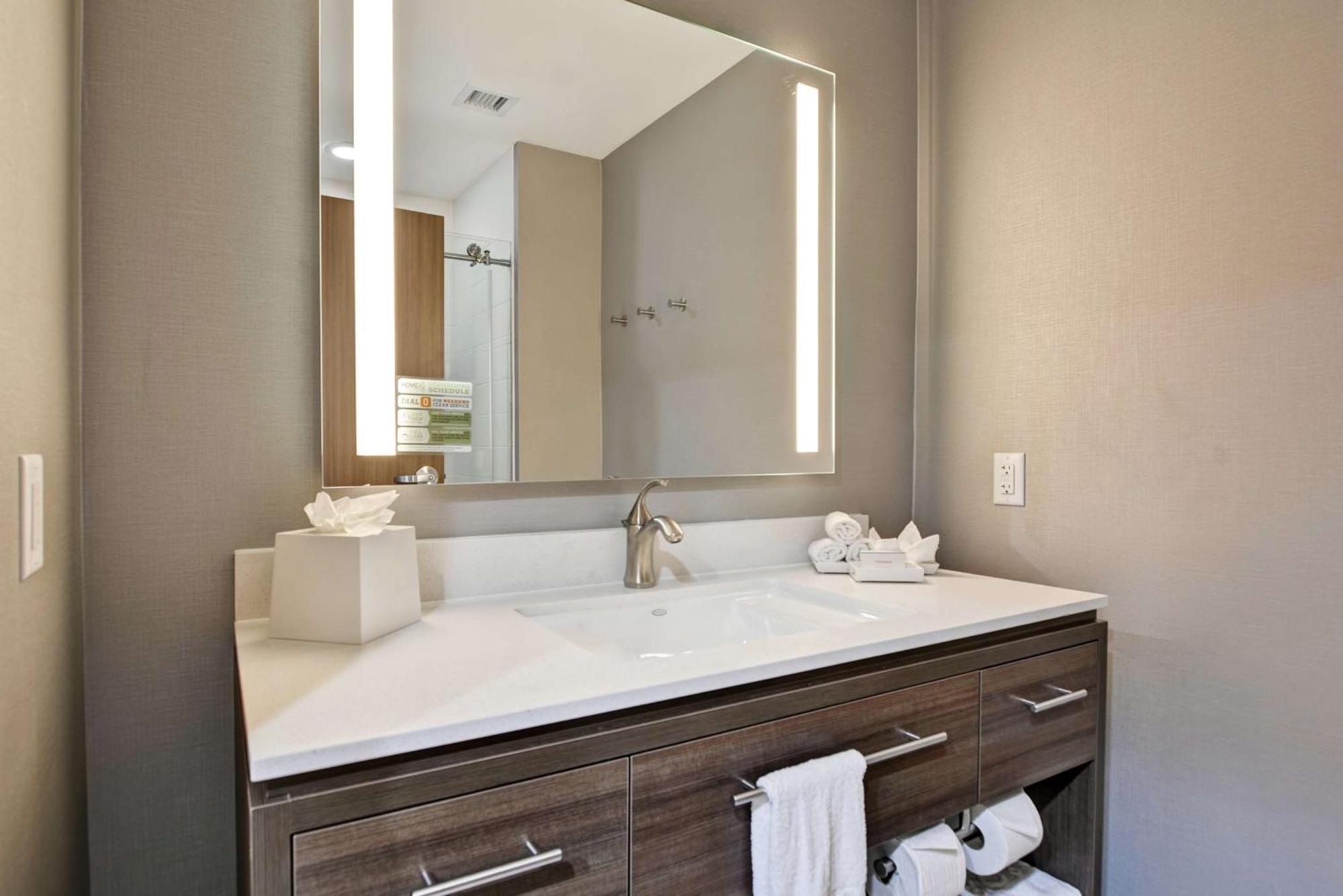 Home2 Suites By Hilton Bedford Dfw West Buitenkant foto